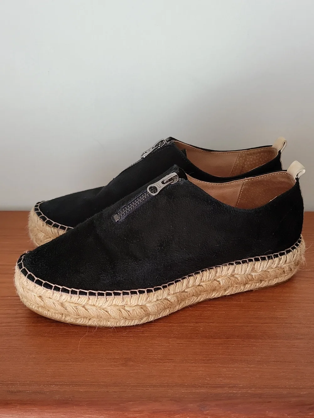 Eric Michael Serena Black Suede Espadrilles sz38/7.5